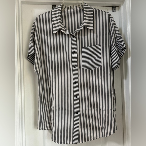 Striped Short Sleeved Button Down Top - Picture 1 of 9